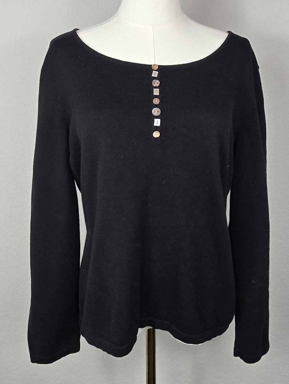 J. Jill Soft Cotton Black Long-Sleeve Scoop Neck Sweater with Button Trim Size L